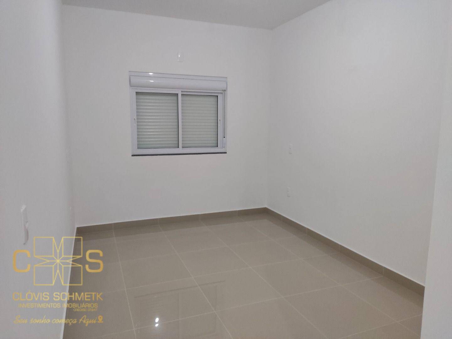 Casa à venda com 2 quartos, 99m² - Foto 6