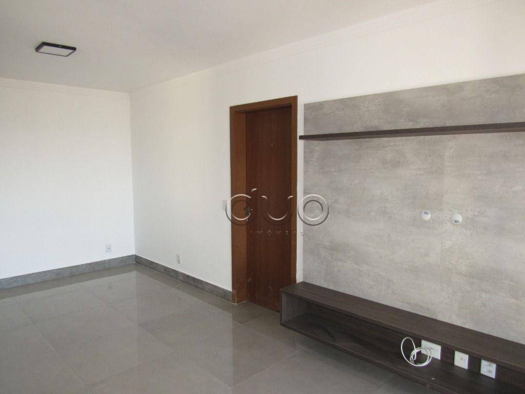 Apartamento para alugar com 3 quartos, 98m² - Foto 4