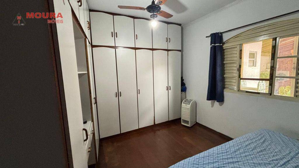 Sobrado à venda com 4 quartos, 225m² - Foto 29