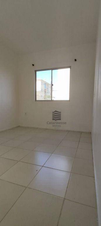 Apartamento à venda com 2 quartos, 57m² - Foto 24