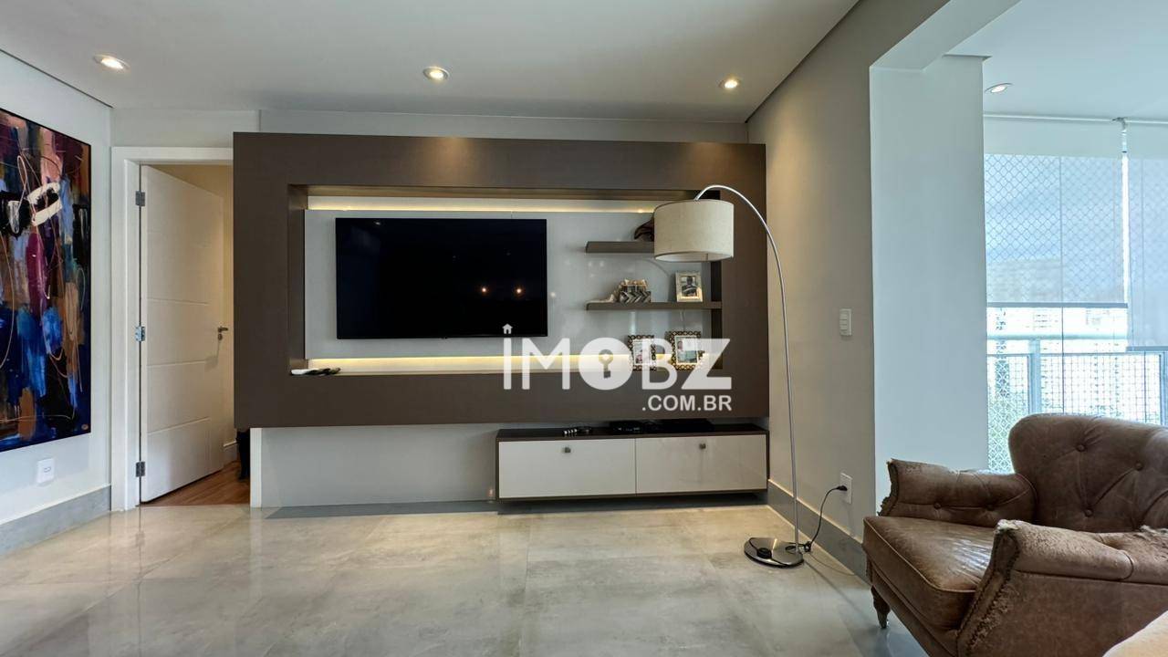 Apartamento à venda com 3 quartos, 110m² - Foto 5