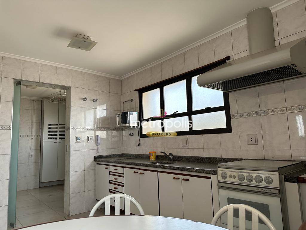 Apartamento à venda com 4 quartos, 187m² - Foto 25