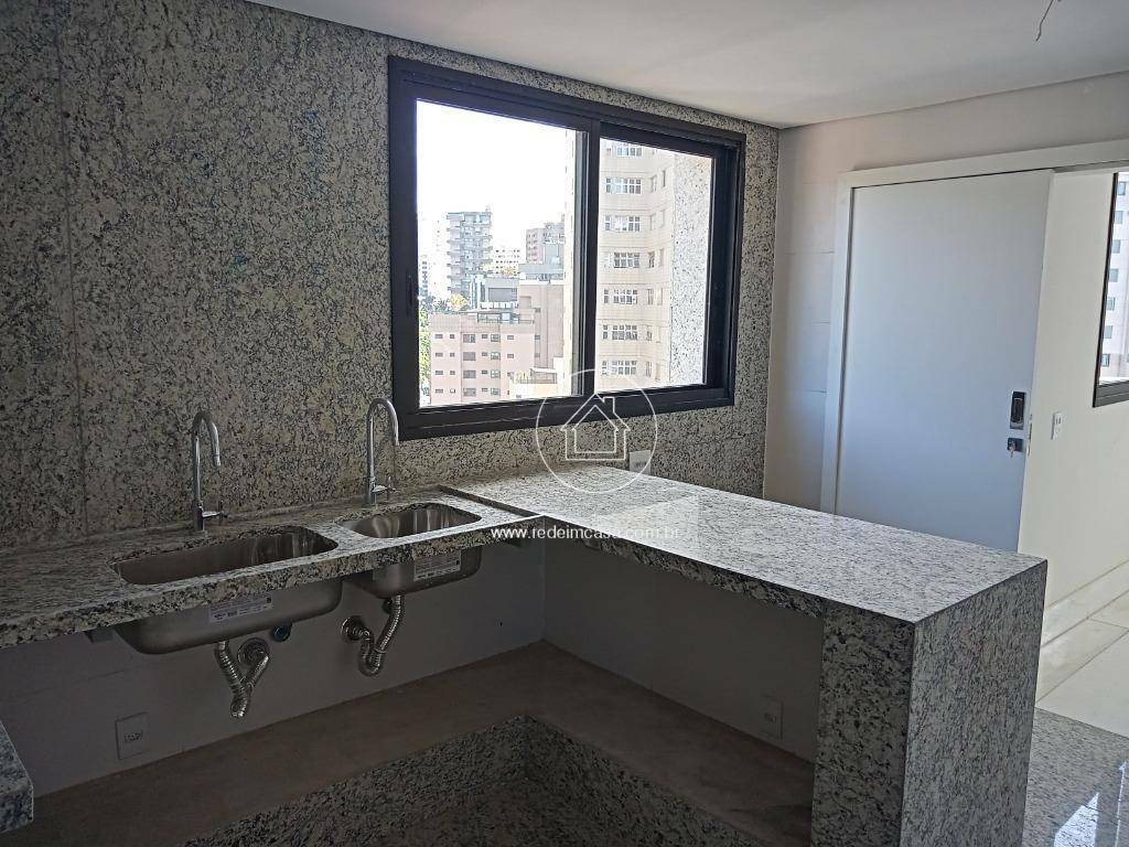 Apartamento à venda com 4 quartos, 186m² - Foto 24