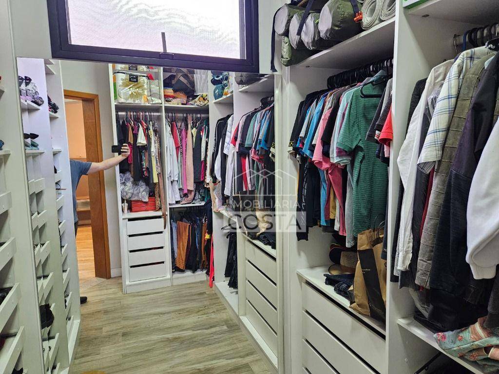 Casa de Condomínio à venda com 3 quartos, 215m² - Foto 7