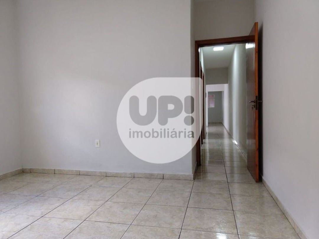 Casa à venda com 3 quartos, 95m² - Foto 4