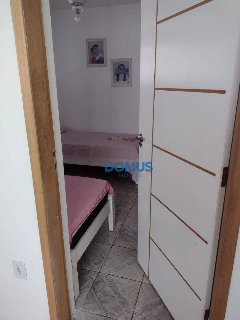 Casa à venda com 3 quartos, 166m² - Foto 6