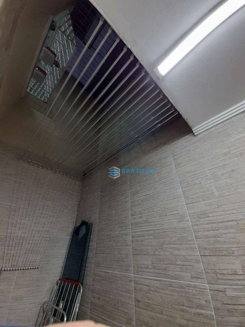 Sobrado à venda com 2 quartos, 115m² - Foto 27