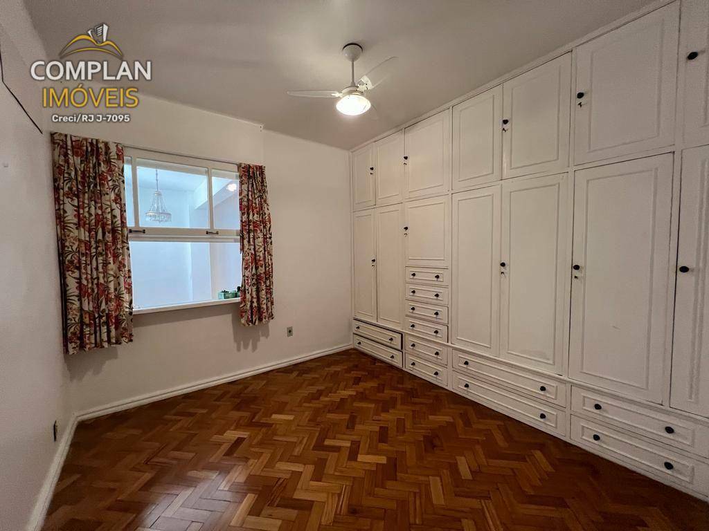 Apartamento à venda com 3 quartos, 160m² - Foto 14