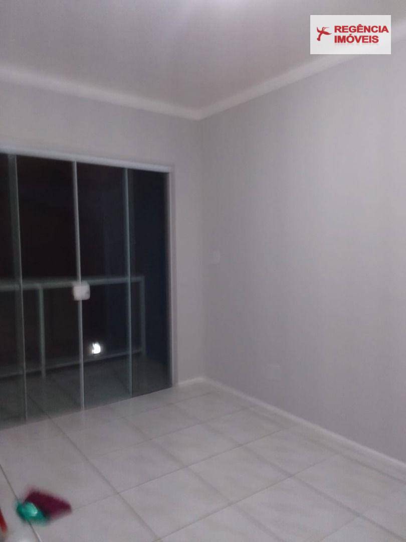 Casa para alugar com 2 quartos, 85m² - Foto 16