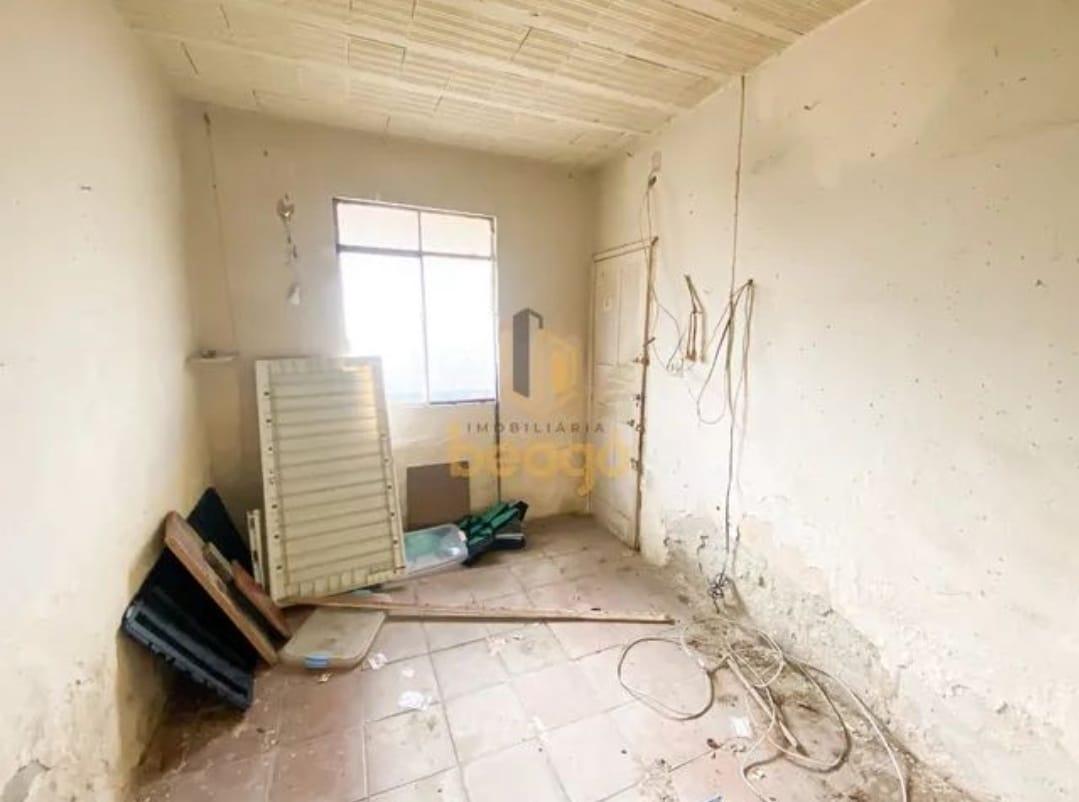 Casa à venda com 3 quartos, 200m² - Foto 18