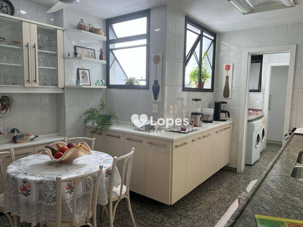 Apartamento à venda com 4 quartos, 188m² - Foto 12