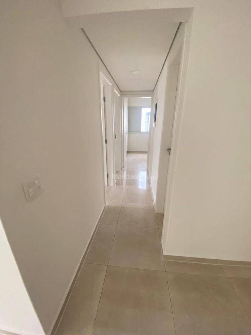 Apartamento para alugar com 3 quartos, 83m² - Foto 19