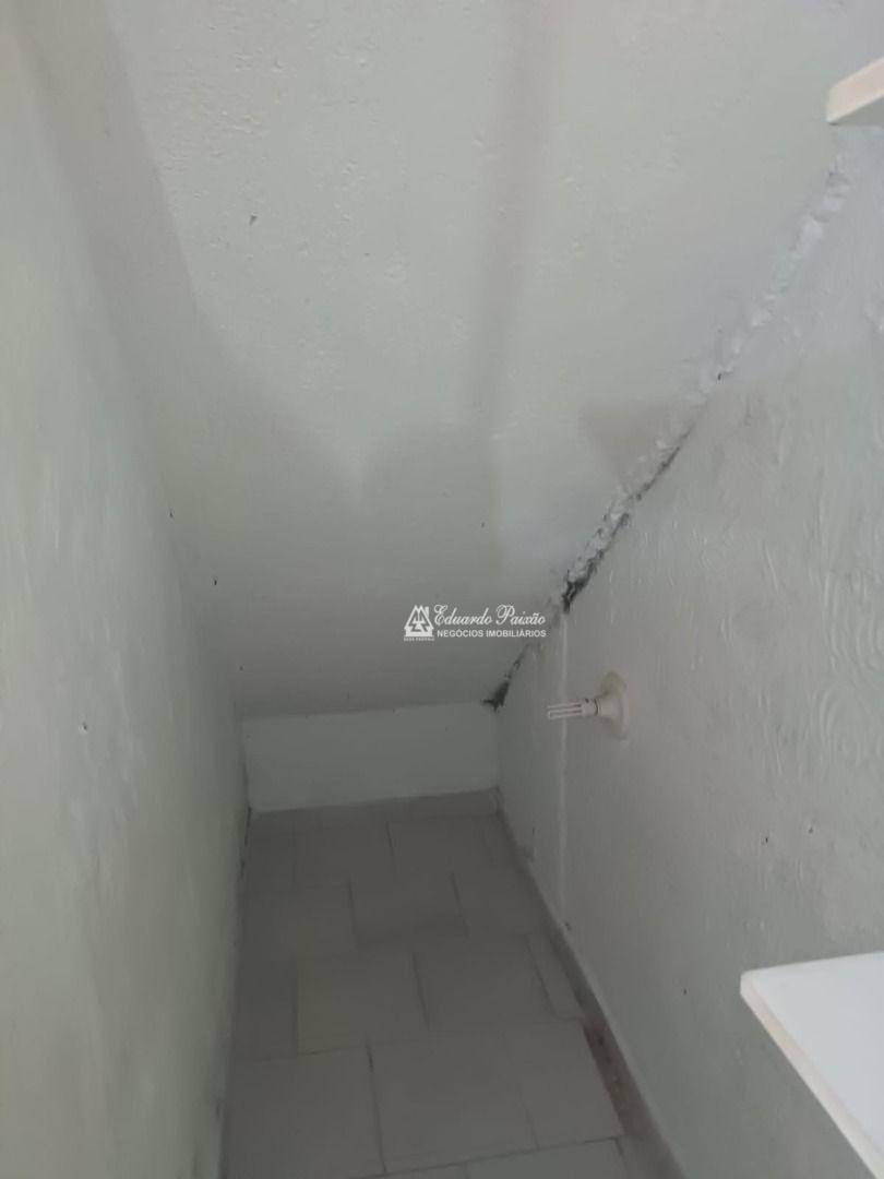 Casa à venda com 2 quartos, 136m² - Foto 12