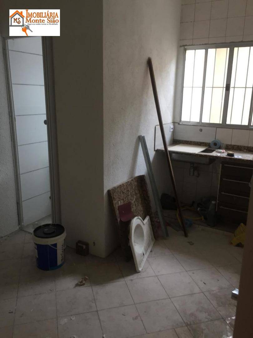 Casa à venda com 9 quartos, 297m² - Foto 17