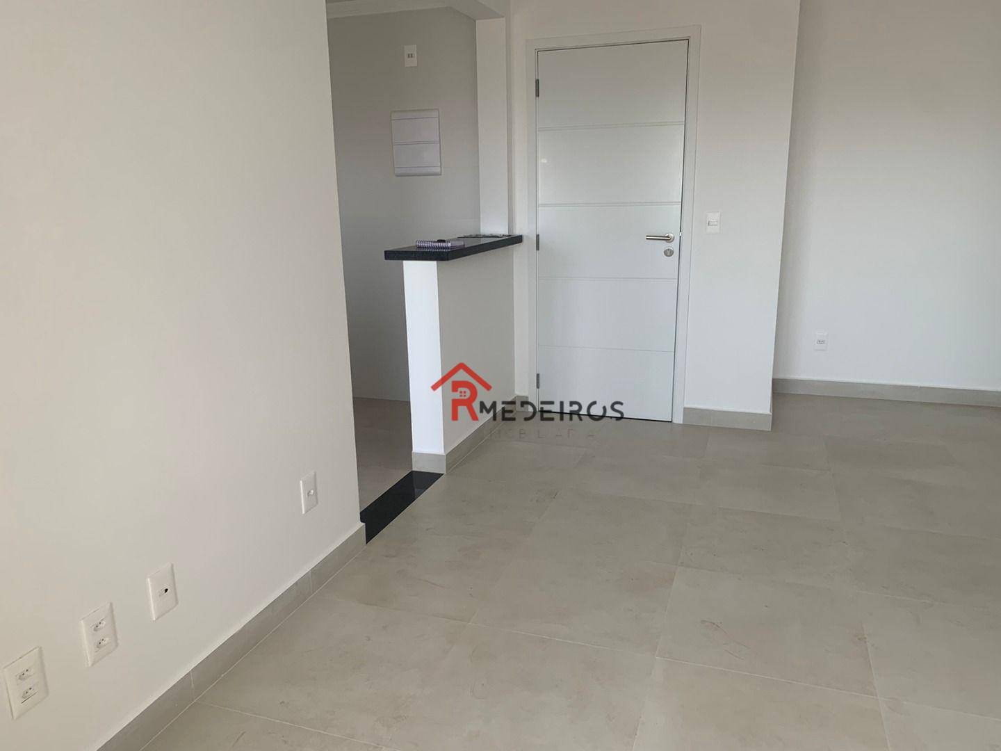 Apartamento à venda com 1 quarto, 56m² - Foto 3