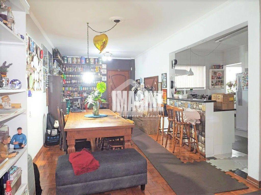 Apartamento à venda com 3 quartos, 119m² - Foto 1