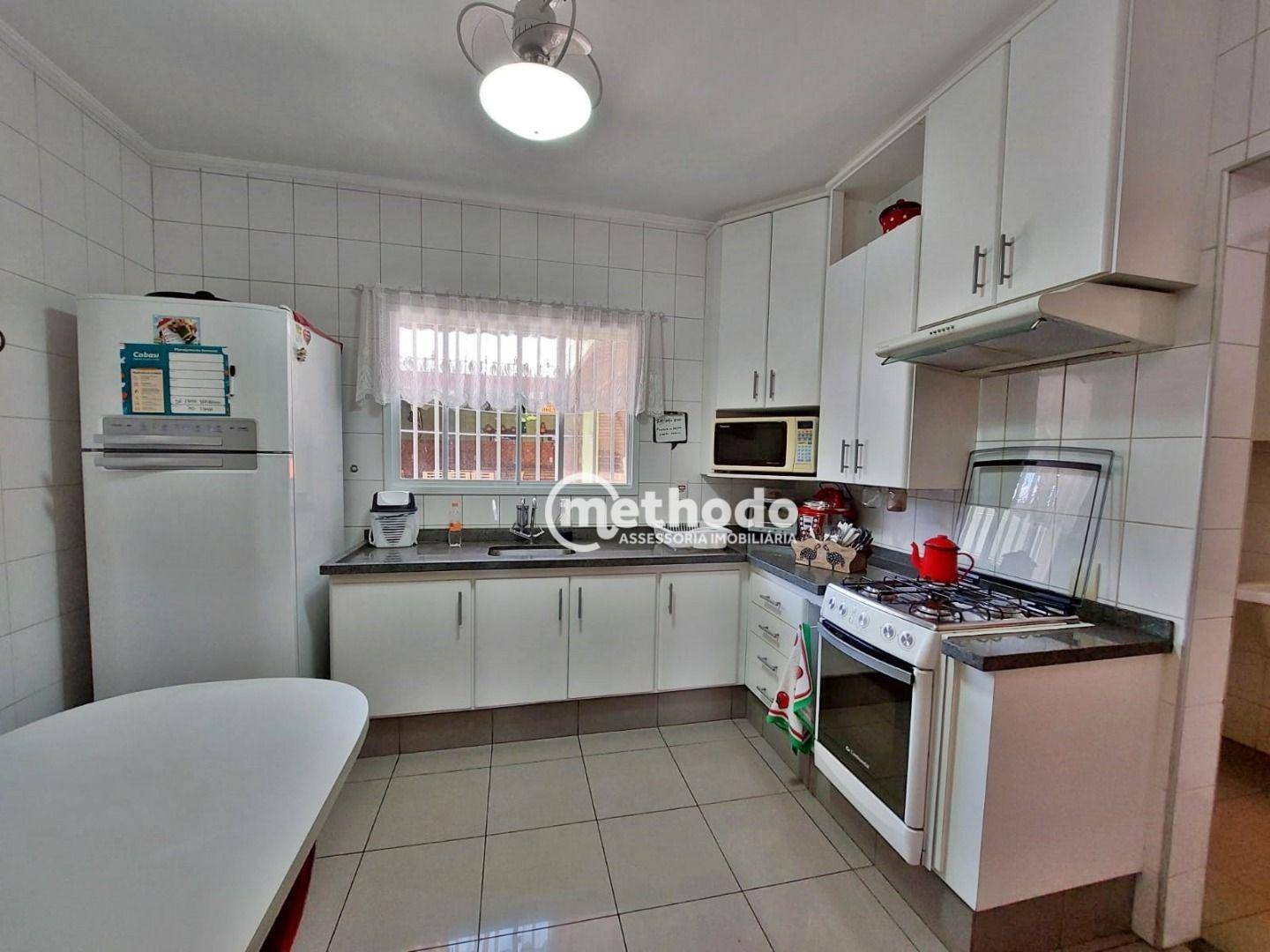 Casa de Condomínio à venda com 3 quartos, 194m² - Foto 6