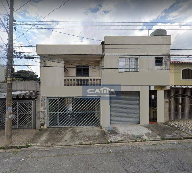 Sobrado à venda com 7 quartos, 320m² - Foto 1