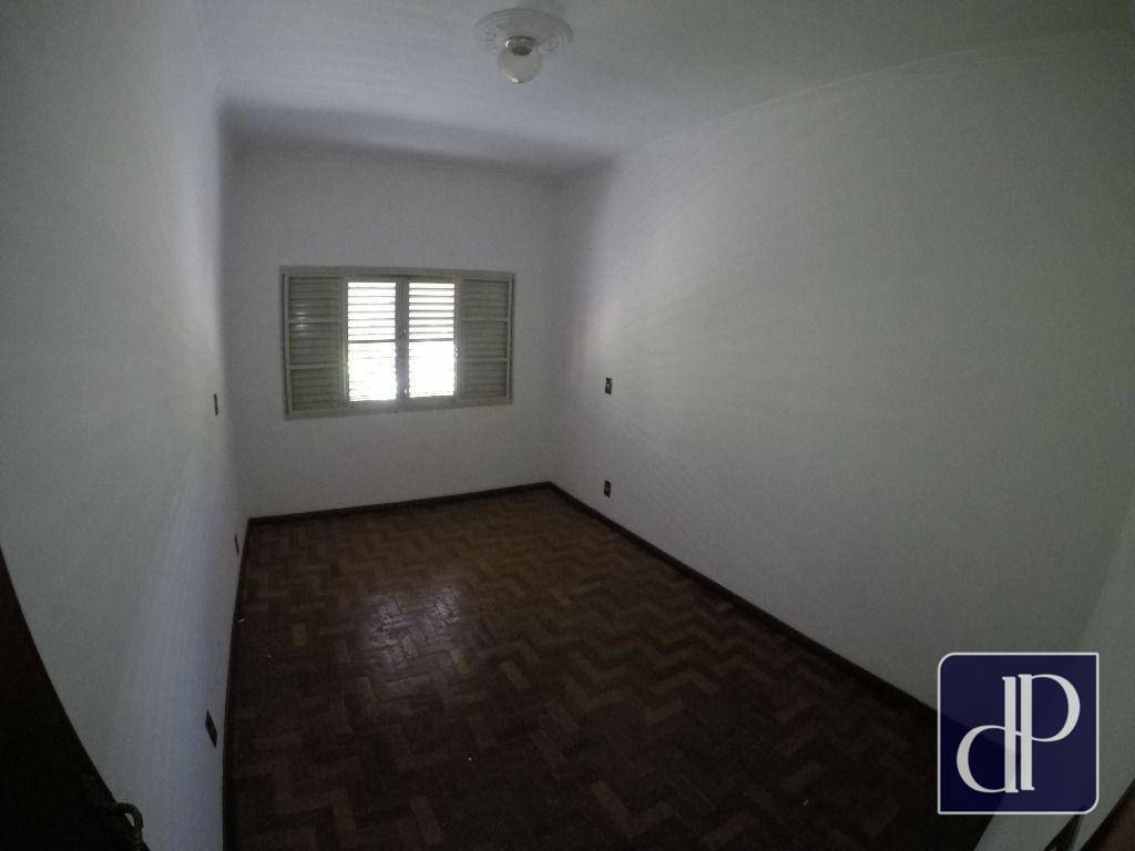 Sobrado à venda com 8 quartos, 468m² - Foto 16