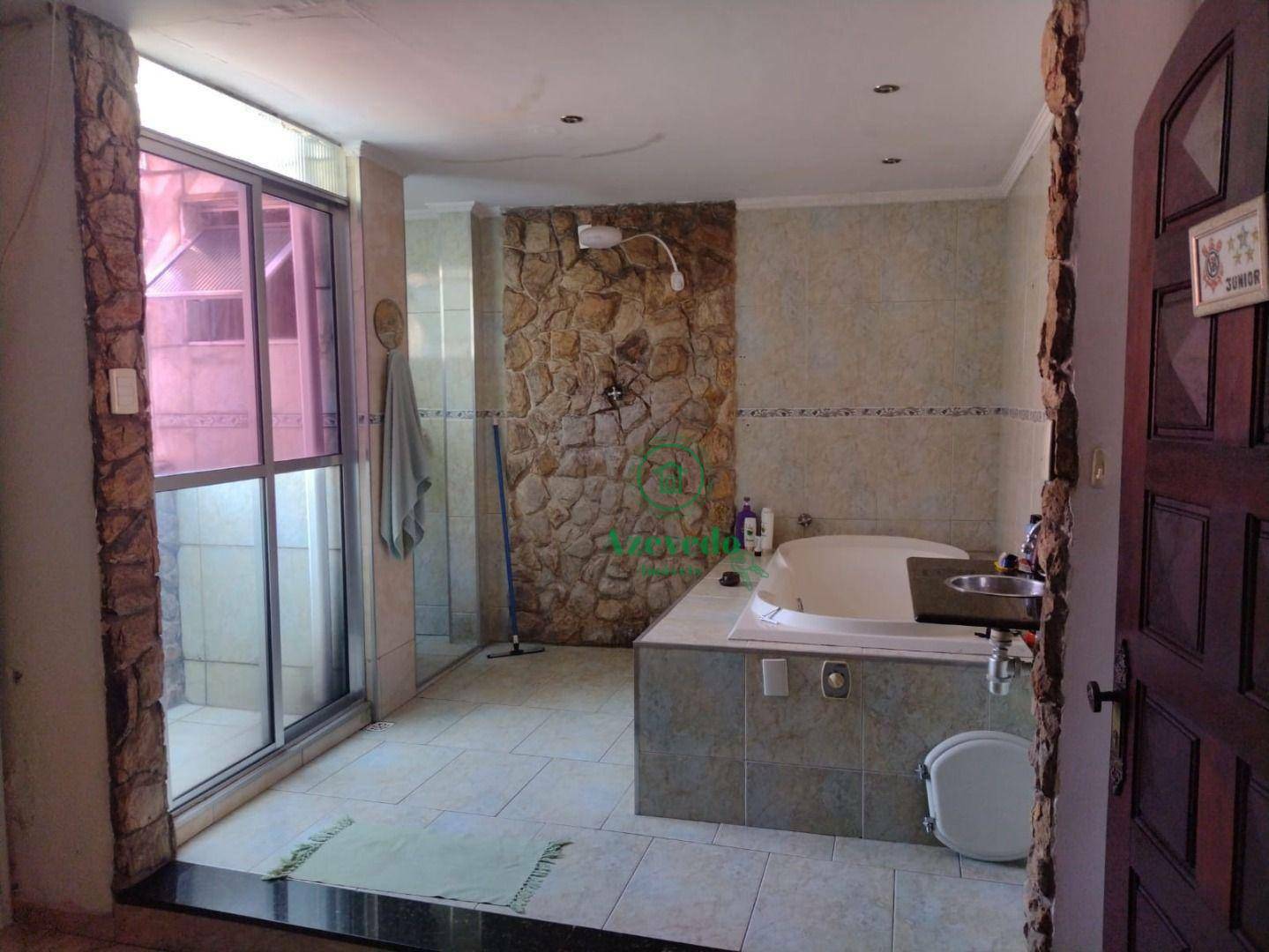 Sobrado à venda com 5 quartos, 300m² - Foto 14