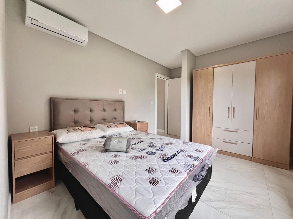 Casa à venda com 4 quartos, 295m² - Foto 29