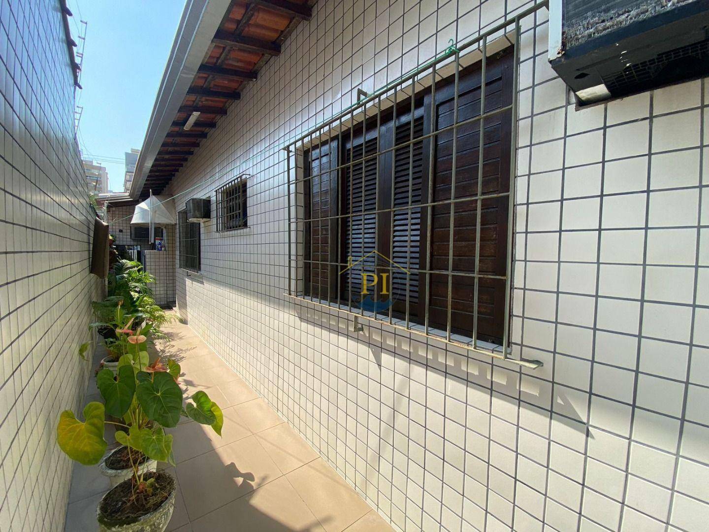 Casa para alugar com 2 quartos, 98m² - Foto 23