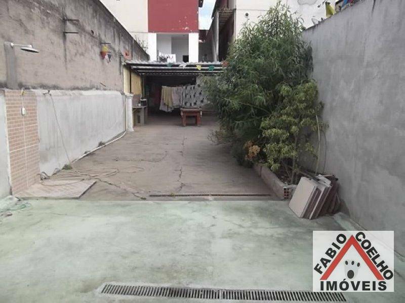 Sobrado à venda com 2 quartos, 141m² - Foto 16