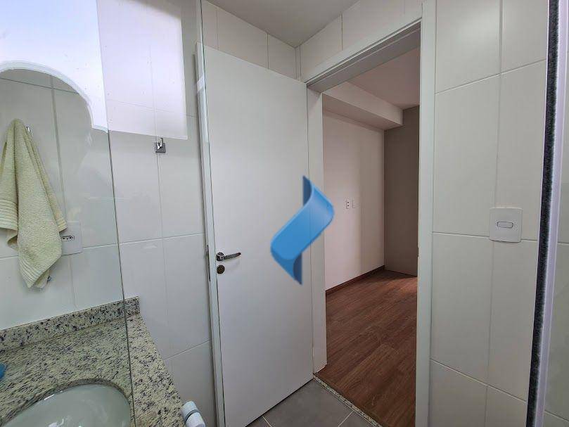 Apartamento para alugar com 2 quartos, 62m² - Foto 15