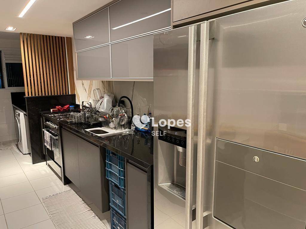 Apartamento à venda com 4 quartos, 182m² - Foto 3