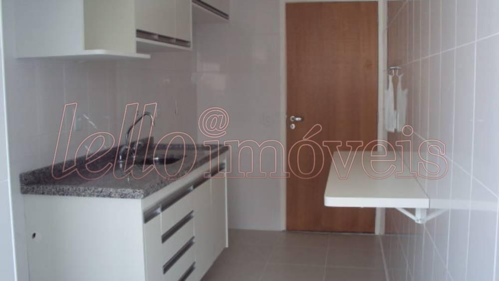 Apartamento para alugar com 3 quartos, 95m² - Foto 17