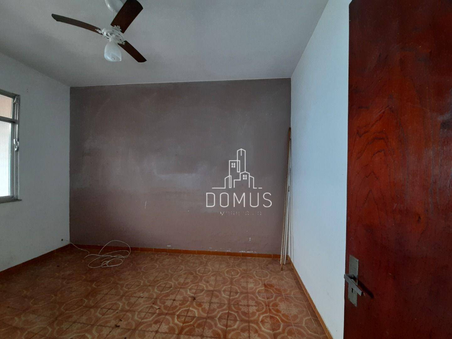 Casa à venda com 2 quartos, 200m² - Foto 6