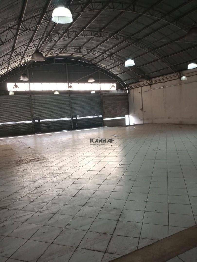 Depósito-Galpão-Armazém para alugar, 1000m² - Foto 5