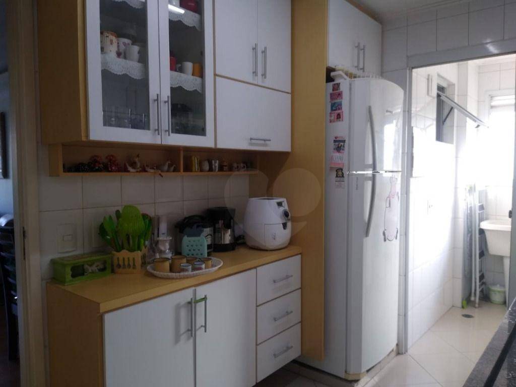 Apartamento à venda com 3 quartos, 78m² - Foto 3