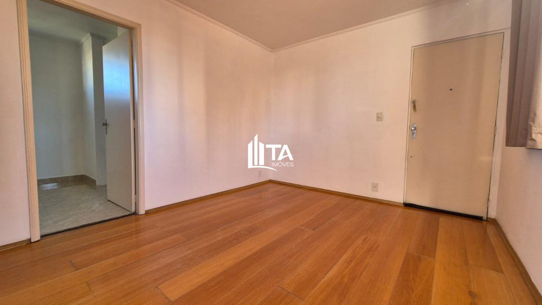 Apartamento à venda com 2 quartos, 65m² - Foto 1