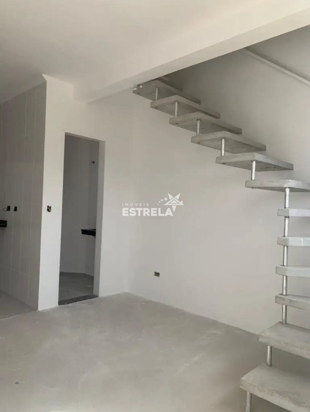 Casa à venda com 2 quartos, 50m² - Foto 14