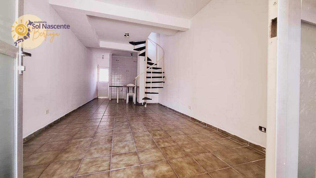 Casa de Condomínio à venda com 2 quartos, 68m² - Foto 12