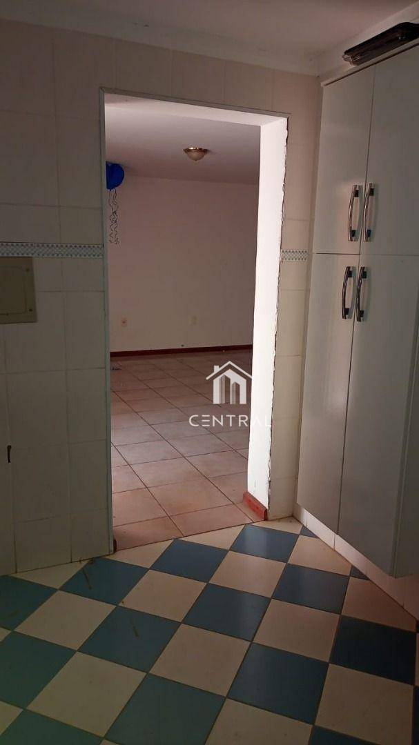 Casa de Condomínio à venda com 3 quartos, 330m² - Foto 45