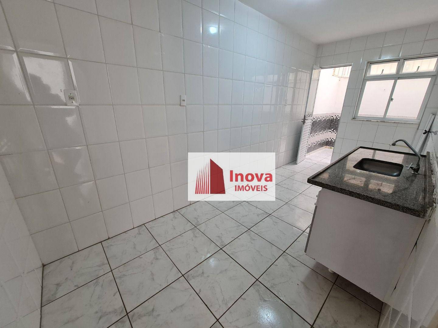 Apartamento à venda com 2 quartos, 70m² - Foto 17