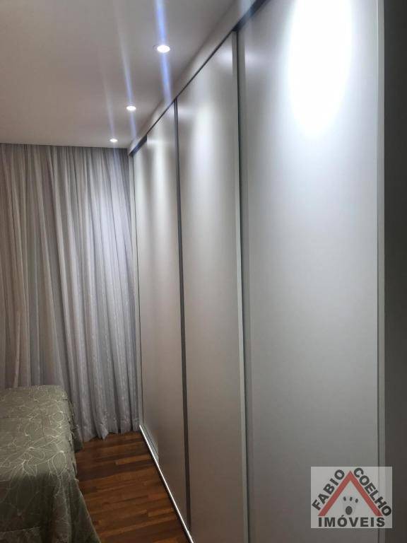 Apartamento à venda com 2 quartos, 70m² - Foto 13