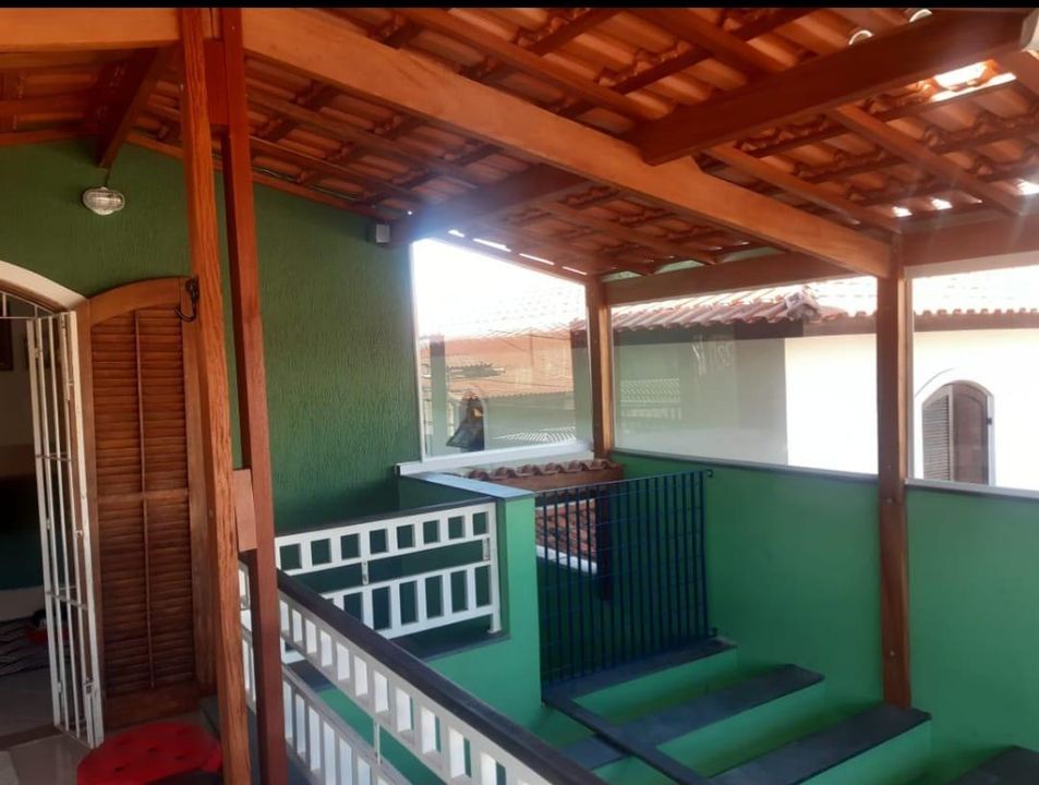 Sobrado à venda com 3 quartos, 150m² - Foto 1