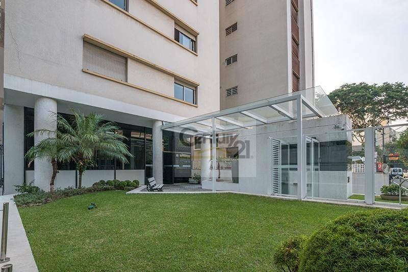 Apartamento à venda com 3 quartos, 208m² - Foto 17