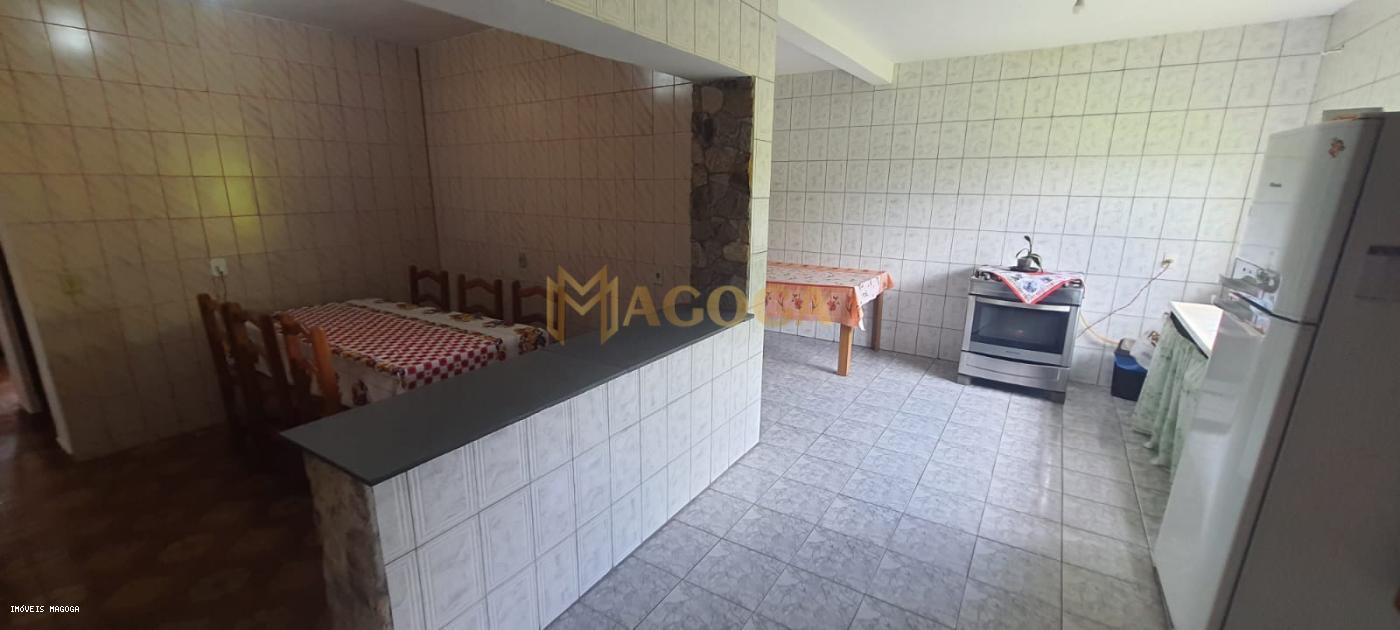 Casa à venda com 2 quartos, 250m² - Foto 14