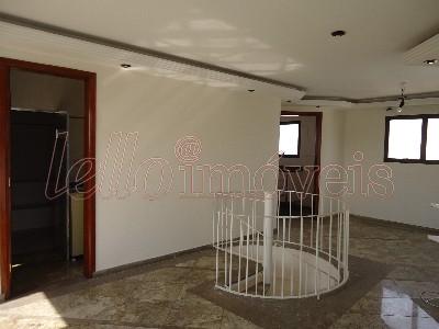 Apartamento para alugar com 3 quartos, 260m² - Foto 16