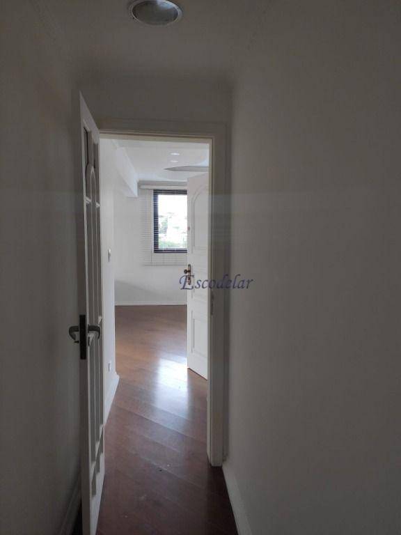 Apartamento à venda com 3 quartos, 142m² - Foto 28