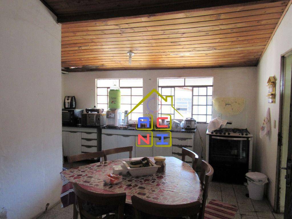 Casa à venda e aluguel com 5 quartos, 160m² - Foto 13