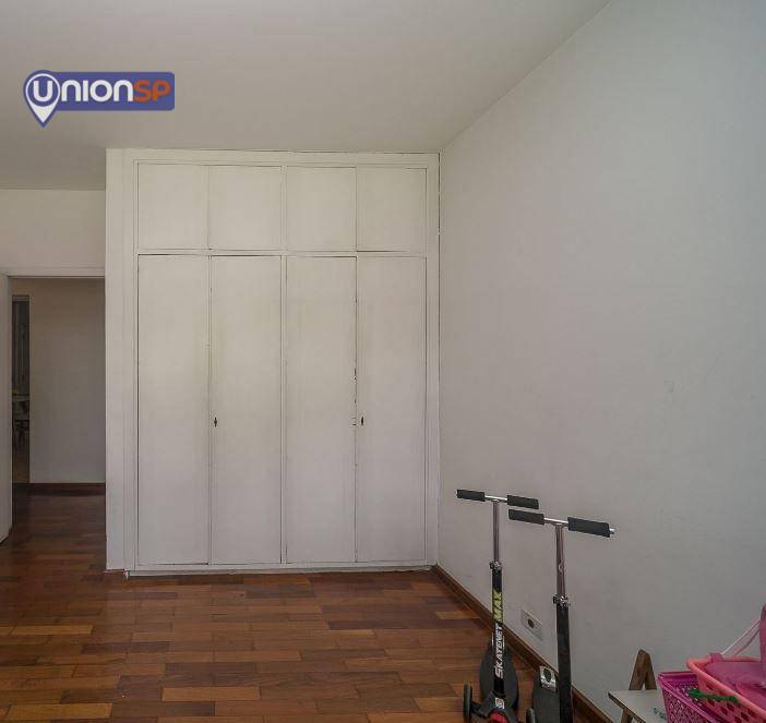 Apartamento à venda com 3 quartos, 165m² - Foto 7