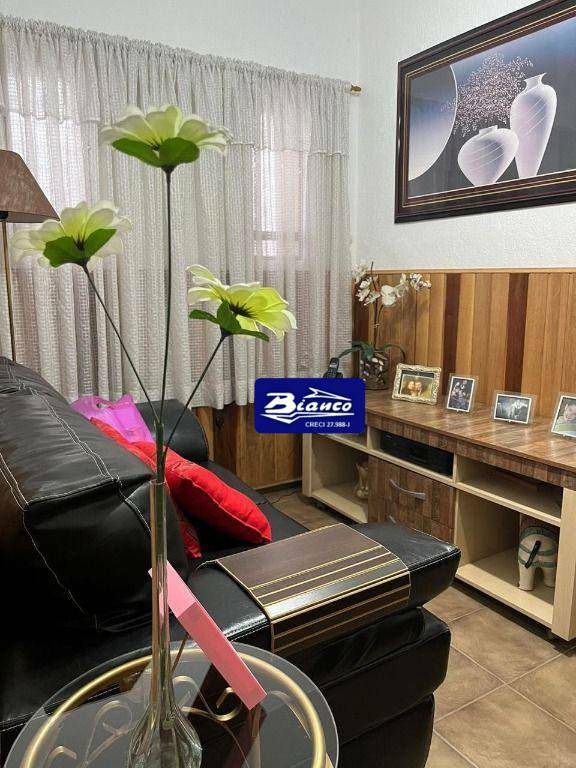 Casa, 3 quartos, 240 m² - Foto 10