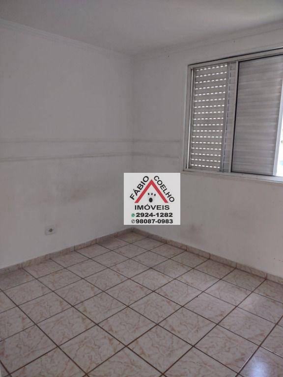 Apartamento à venda com 2 quartos, 42m² - Foto 4