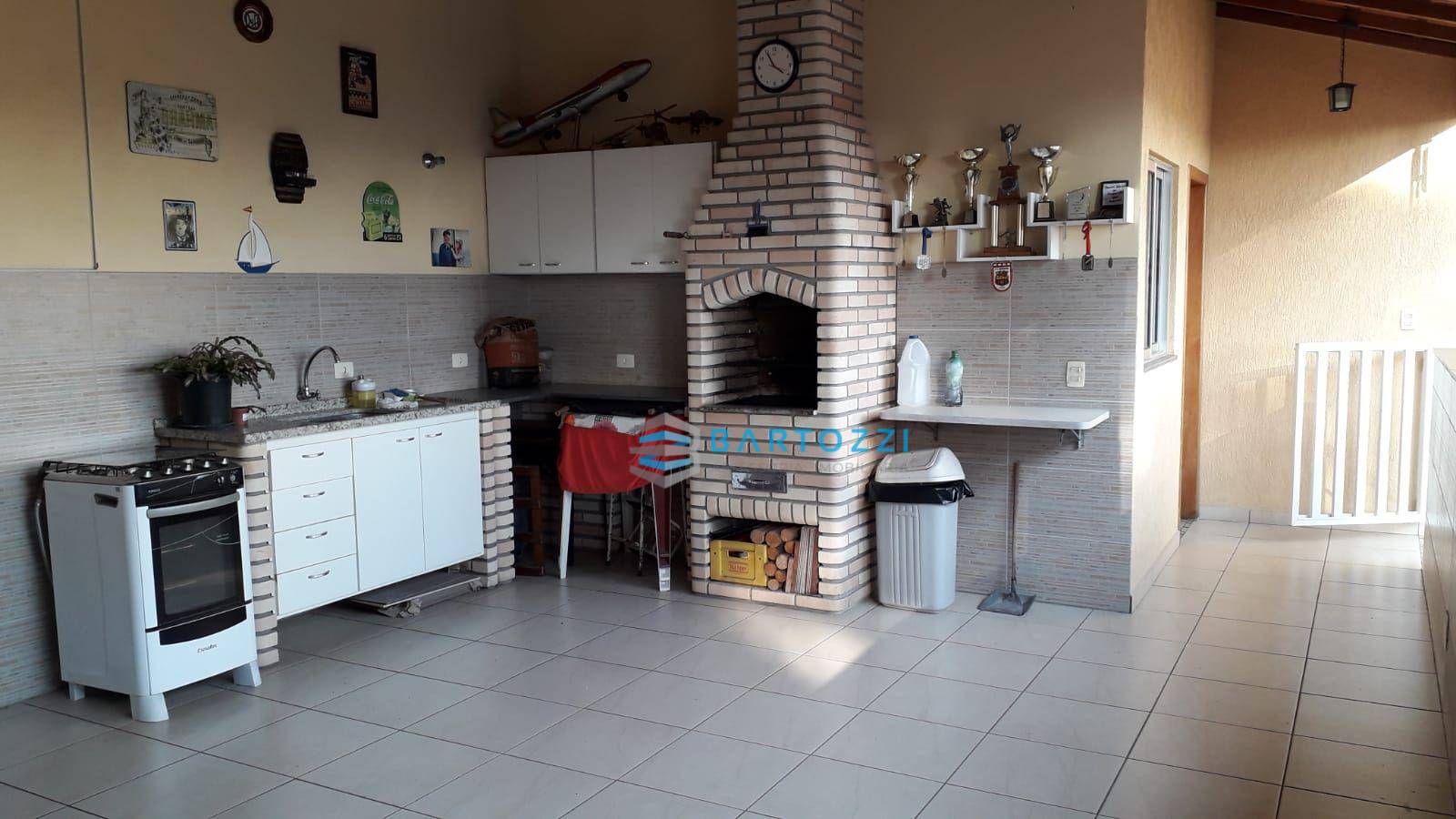 Casa à venda com 3 quartos, 198m² - Foto 19