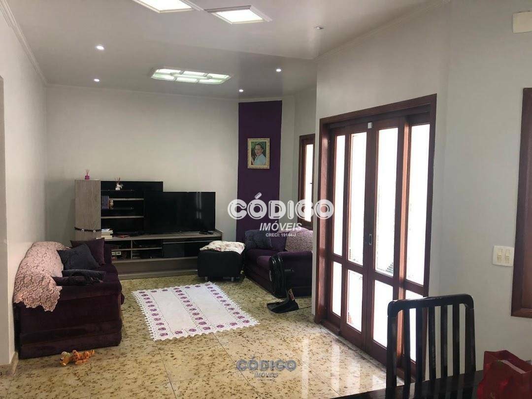 Sobrado à venda com 3 quartos, 303m² - Foto 31